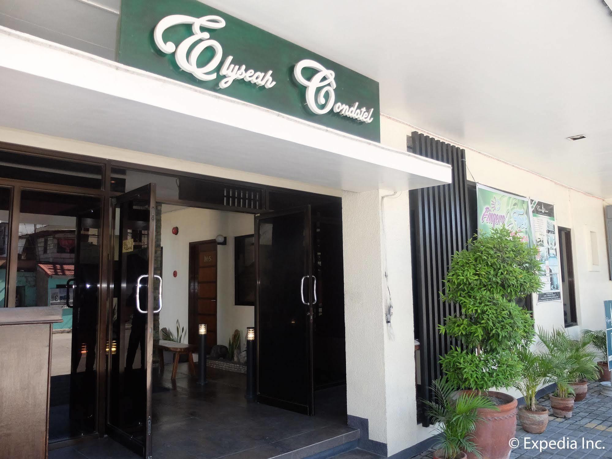 Elyseah Condotel Angeles Exterior foto