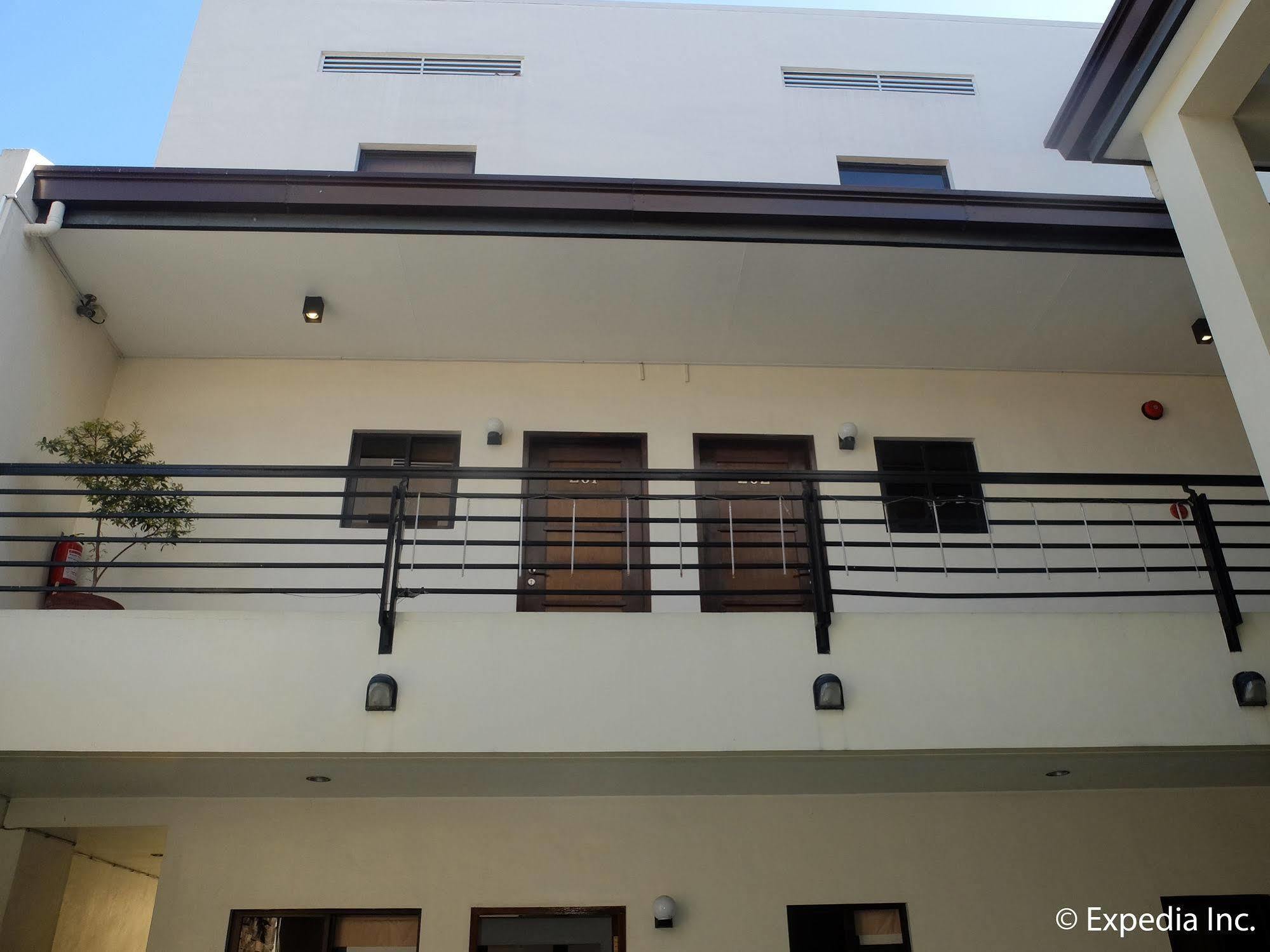Elyseah Condotel Angeles Exterior foto